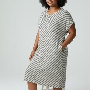 Lou & Grey Medium White-Gray Diagonal Stripe Short-Sleeve Dress Soft Knit